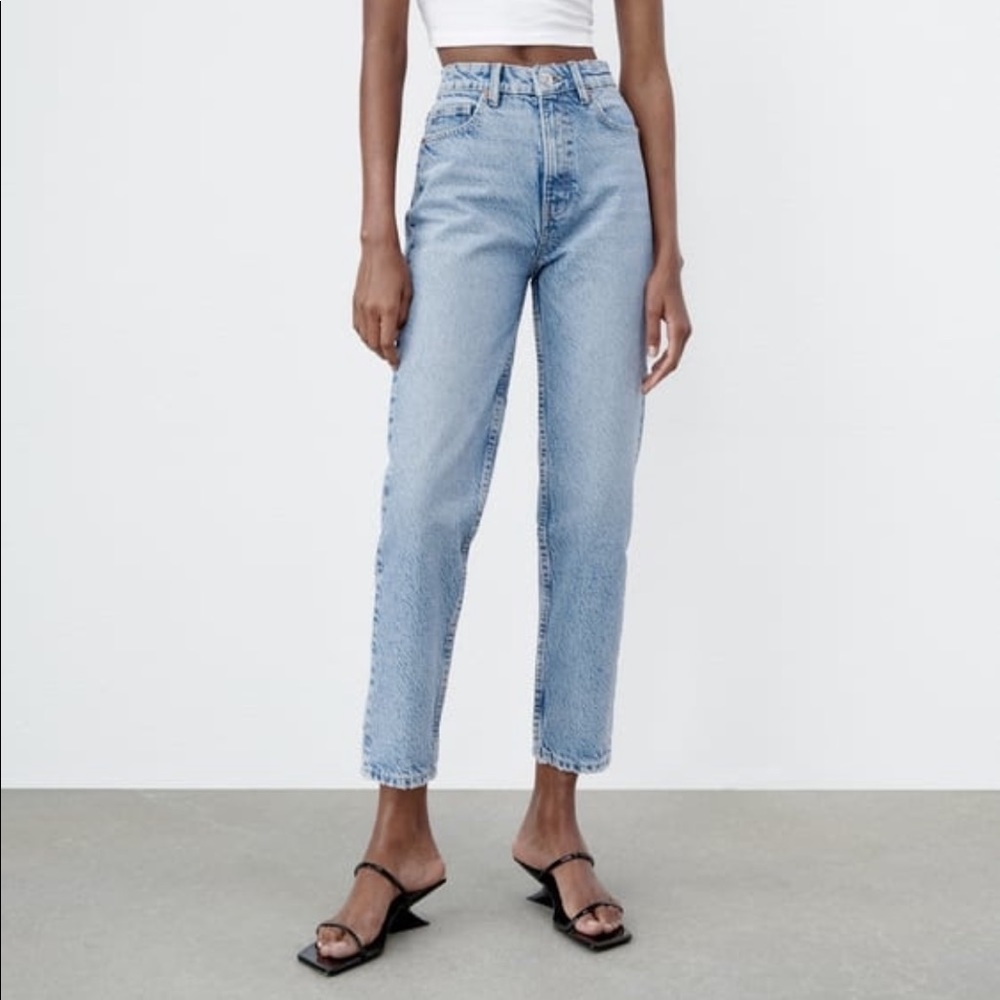 Zara Mom Fit Jeans